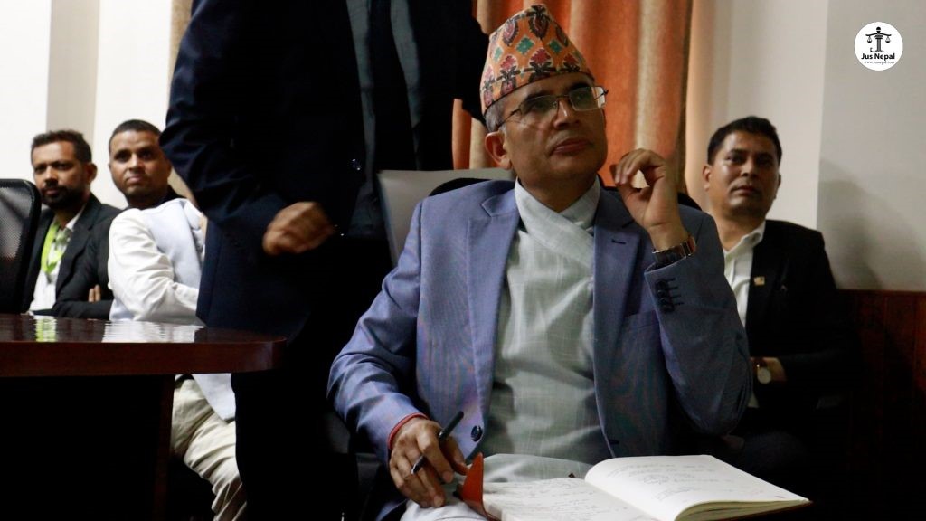 अब झोला बोकेर अदालतमा भिडभाड नगरौं