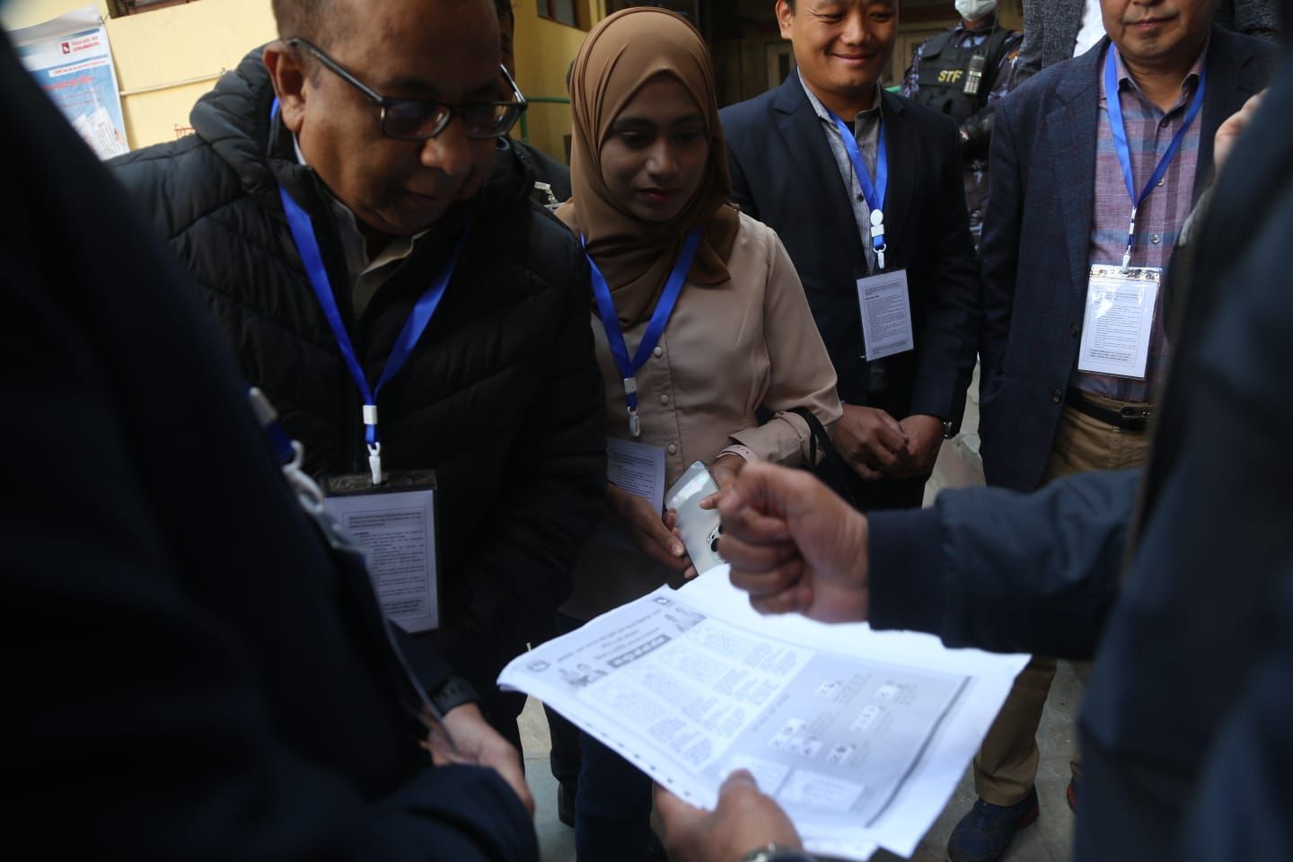 बन्दसूचीबाट को को हटे ? हेर्नुहोस् ७६ जनाको नामावली