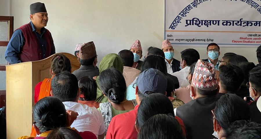 निर्वाचन : मतदान अधिकृतको काम, कर्तव्य र अधिकार