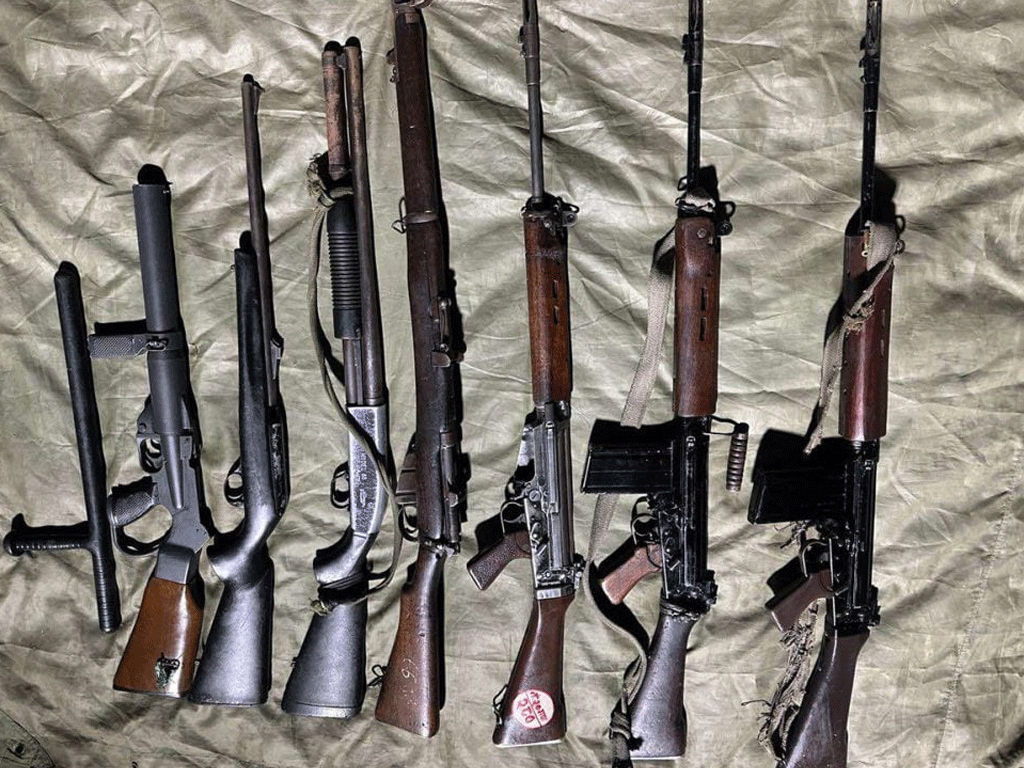 बैतडीमा ४०७ जनाले बुझाए हातहतियार