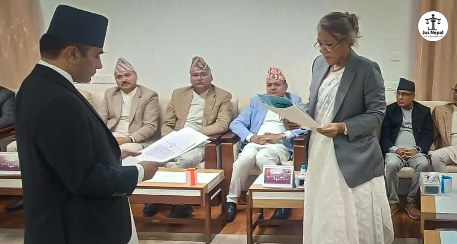 नवनियुक्त महान्याधिवक्ता डा. कँडेलको शपथ