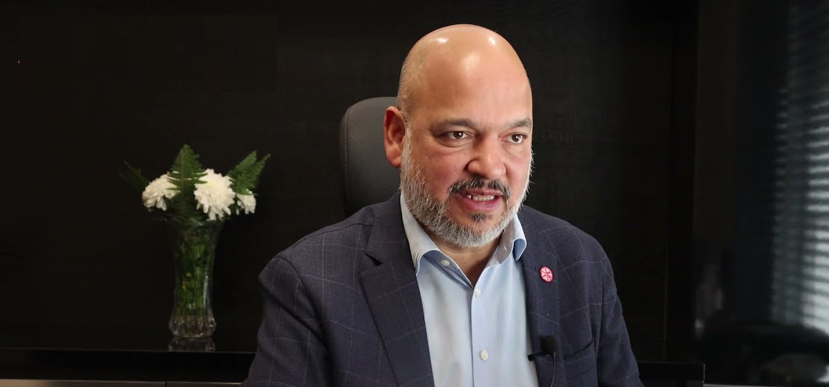 व्यवसायी गोल्छालाई २४ घण्टाभित्र उपस्थित गराउन सर्वोच्चको आदेश