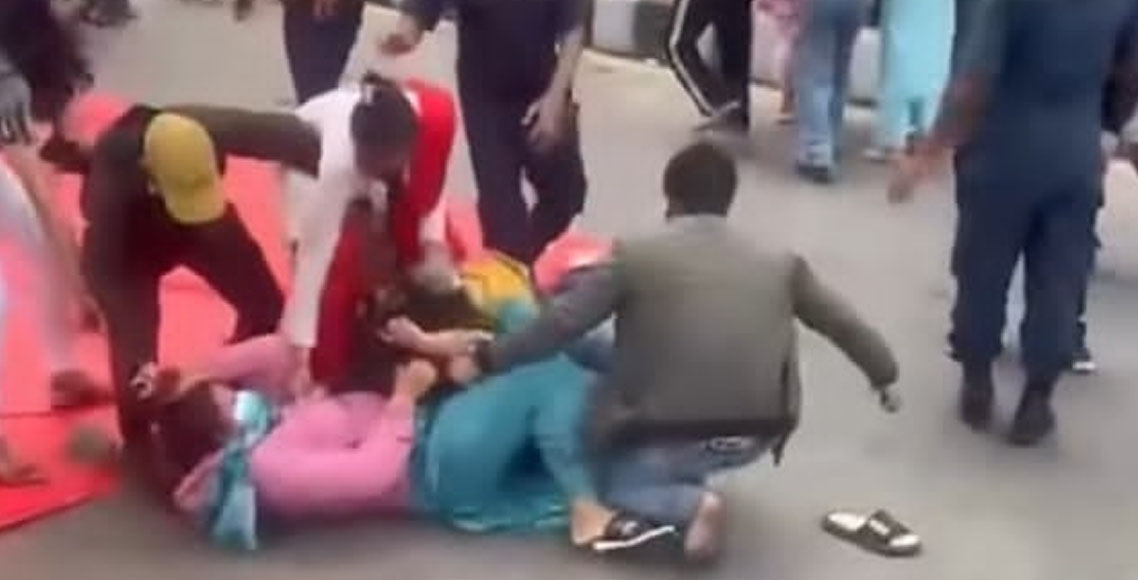 माइतीघरमा शोभा पाठकमाथि कुटपिट, गुण्डाराजको नमूना