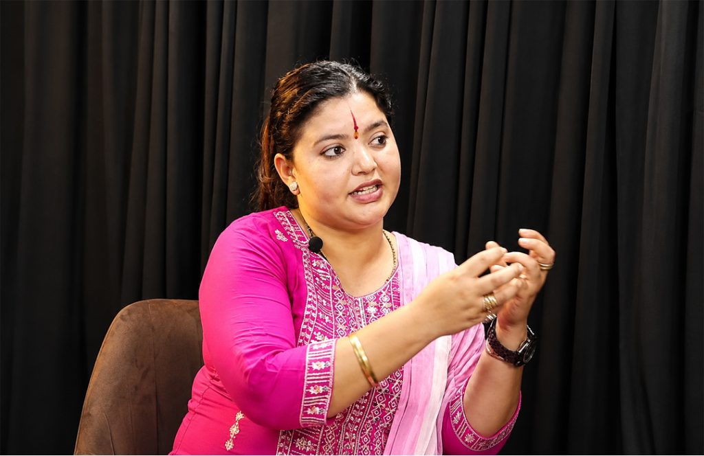 सर्वोच्चको इजलासमा हुलहुज्जत गर्न खोजेपछि…