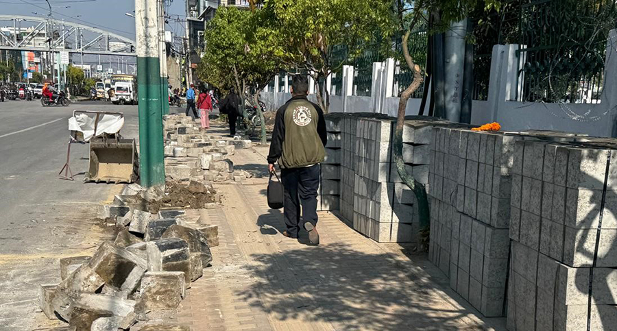 सर्वोच्चको ४ बुँदे परमादेश : सडकपेटी अतिक्रमण हटाउन सरकारलाई निर्देशन
